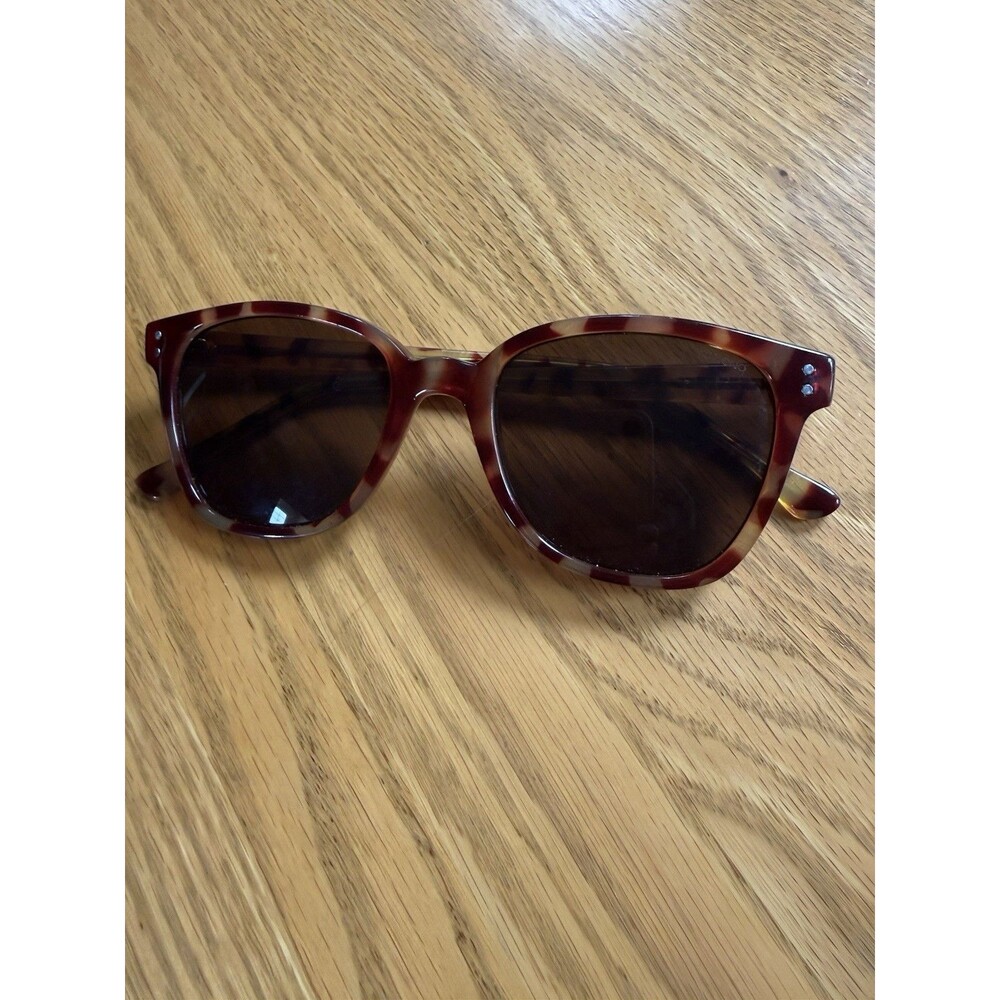 KOMONO Women’s Tortoise Sunglasses  UV Protection Retro Classic Frame